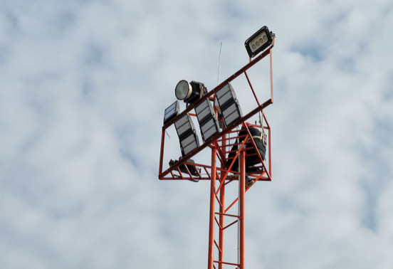 LED High Mast Light Standards תקני LED High Mast Light